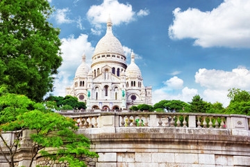 Fototapeta premium Sacre Coeur Cathedral on Montmartre , Paris