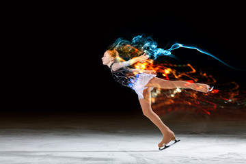 Little girl figure skating © Sergey Nivens