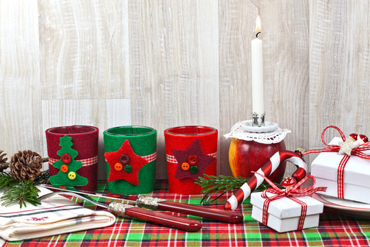 Gabentisch an Weihnachten