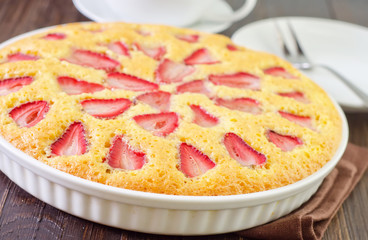 pie with strawberry