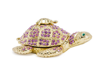 Table decoration depicting a turtle jewelry.