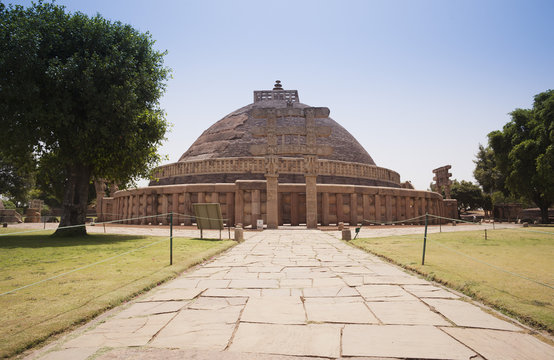 Great Stupa built by Ashoka the Great at Sanchi, Madhya Pradesh, India
