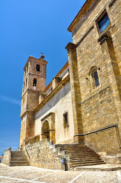Alcántara, iglesia de Santa María de Almocóvar, católicos
