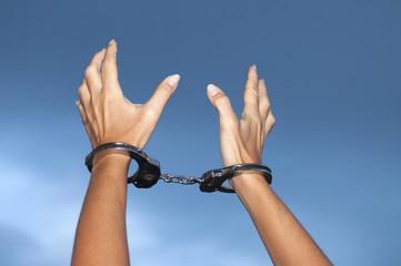 Mani arresto