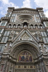 Fototapeta premium Facade of a cathedral, Duomo Santa Maria Del Fiore, Piazza Del Duomo, Florence, Tuscany, Italy