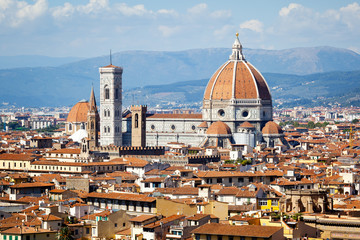 Fototapeta na wymiar Duomo we Florencji we Włoszech