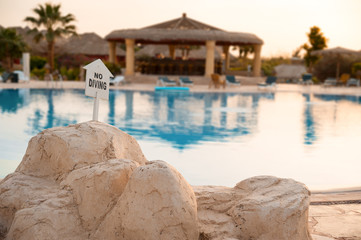 jumping in swimming pools is prohibited