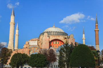 Fototapeta na wymiar Hagia sophia mosque in istanbul