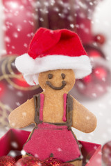 Smiling gingerbread men, christmas decoration 
