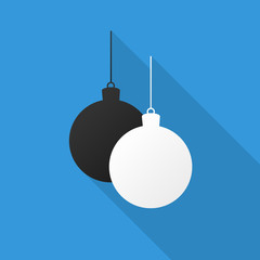 Weihnachtskugeln Icon mit langem Schatten auf blauem Hintergrund