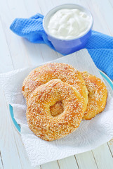 bagels with sesame