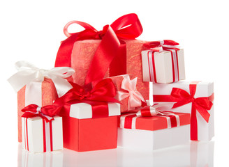 Red and pink gift boxes of different size