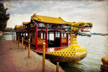 Schilderijen op glas Traditional Dragon Boat in Beijing - China © lapas77