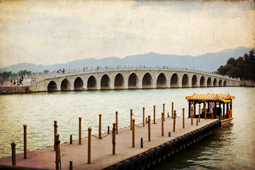 The Bridge of 17 arches in Beijing - Summer Palace 