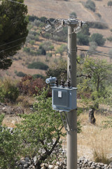 Linea elettrica di media tensione