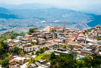 Fototapeten Zaruma - Stadt in den Anden, Ecuador © Kseniya Ragozina