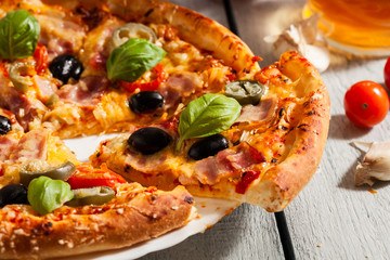 Pizza with bacon