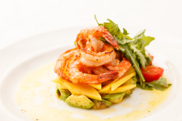 salad with shrimps
