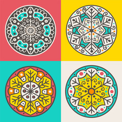 Set of four decorative round elements