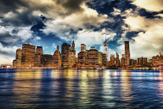 Fototapeta Manhattan by night with beautiful sky