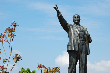 Statue of Lenin