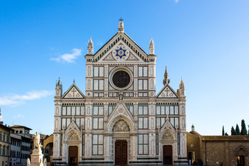 Fototapeta na wymiar Fasada kościoła Santa Croce we Florencji