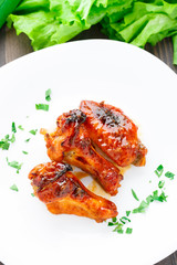 Chicken wings with honey sauce