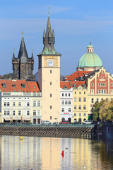 Obraz premium Widok na kolorową jesień Praga Stare Miasto, Republika Czeska