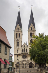 Fototapeta na wymiar Cathedral of St. Sephan, Halberstadt, Germany
