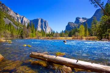 Fotobehang Natuurpark Yosemite Merced River el Capitan en Half Dome