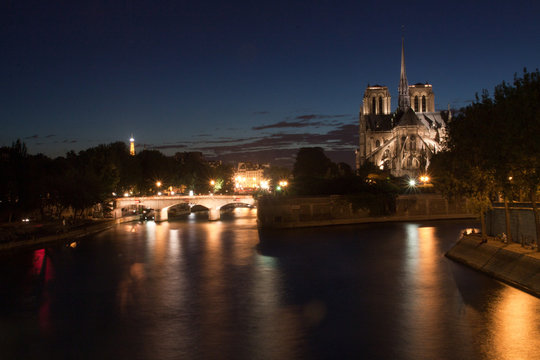 Fototapeta Parigi di notte