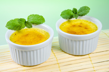 Creme Brullee mit Minze 12