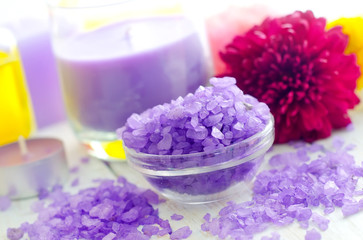 Fototapeta na wymiar Violet sea salt for spa and candle