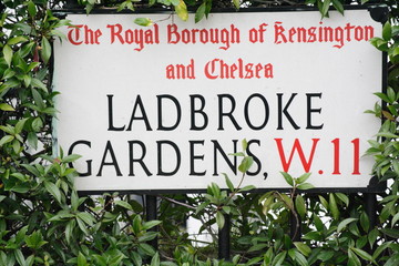 Obraz premium Ladbroke Grove a famous London street sign