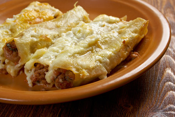 Cannelloni with beef