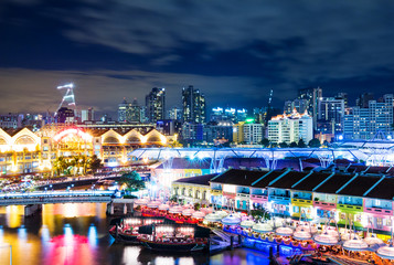 Fototapeta premium Singapore skyline at night
