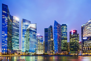 Fototapeta na wymiar Urban cityscape in Singapore at night