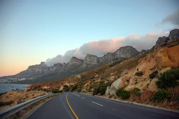 Brushed aluminium prints Atlantic Ocean Road Table Mountain in Cape Town from the road