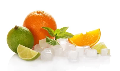 Foto op Canvas Citrus en ijsblokjes © laboko