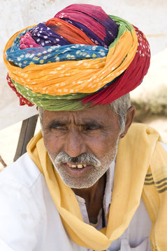 colorful turban, costume, Rajasthan, rural India