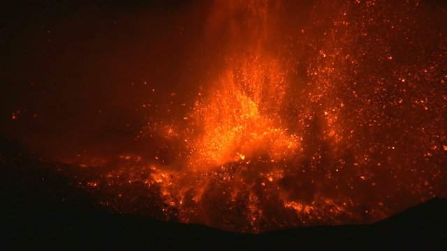 Lava bubble ( Etna 17\11\13)