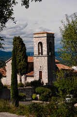 Fototapeta na wymiar Eglise de Sampzon, Ardèche.