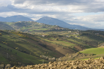 Fototapeta na wymiar Twin Mountains - Abruzja