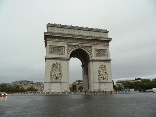 Fototapeta na wymiar Paris - Arc de Thriomphe