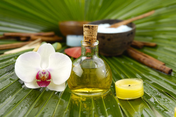 Obraz na płótnie Canvas spa supplies with orchid .image of tropical spa.