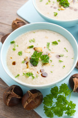 Cremesuppe aus Maroni