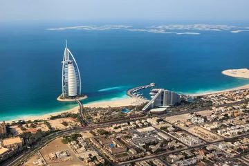 Deurstickers Dubai Dubai, Verenigde Arabische Emiraten. Burj Al Arab van bovenaf