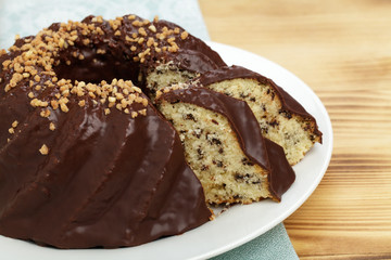 Marmorkuchen mit Schokoladenüberzug