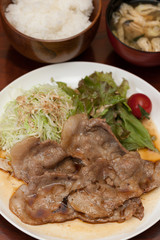 豚肉の生姜焼き