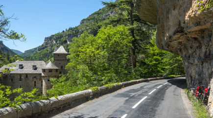 Gorges du Tarn, castle